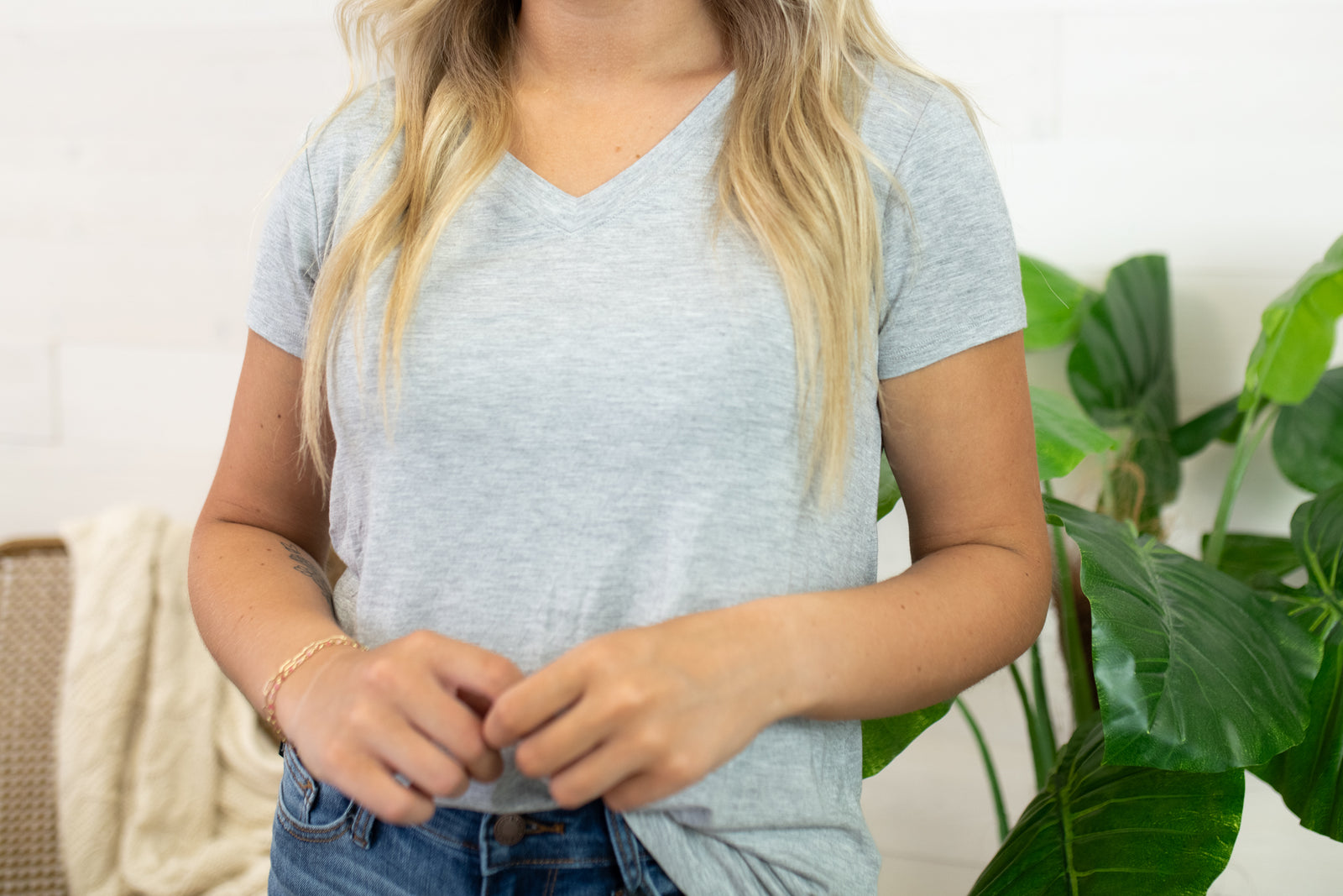 Katie Short Sleeve V-Neck Top-Heather Grey