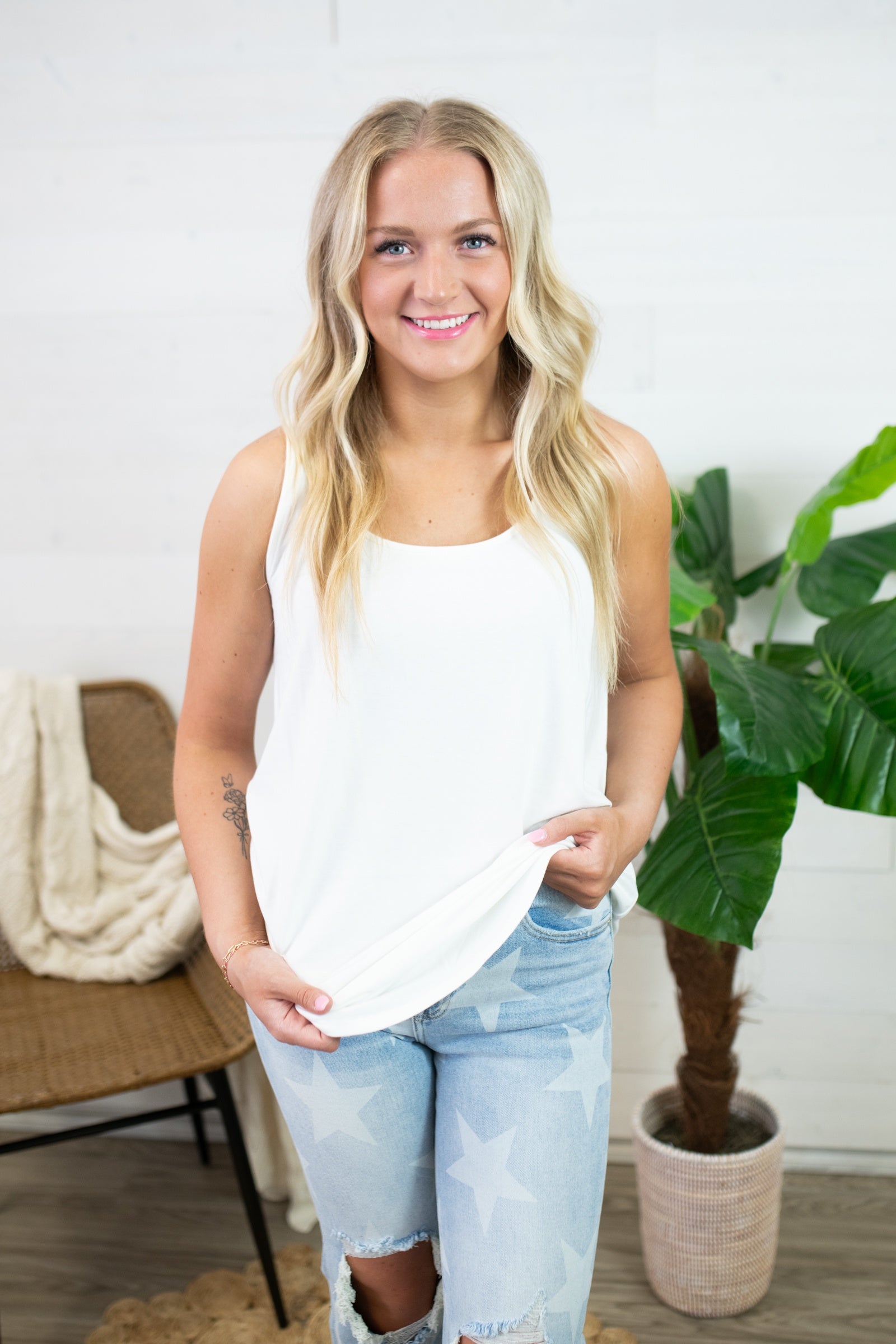 Emmie Ivory Basic Round Neck Tank