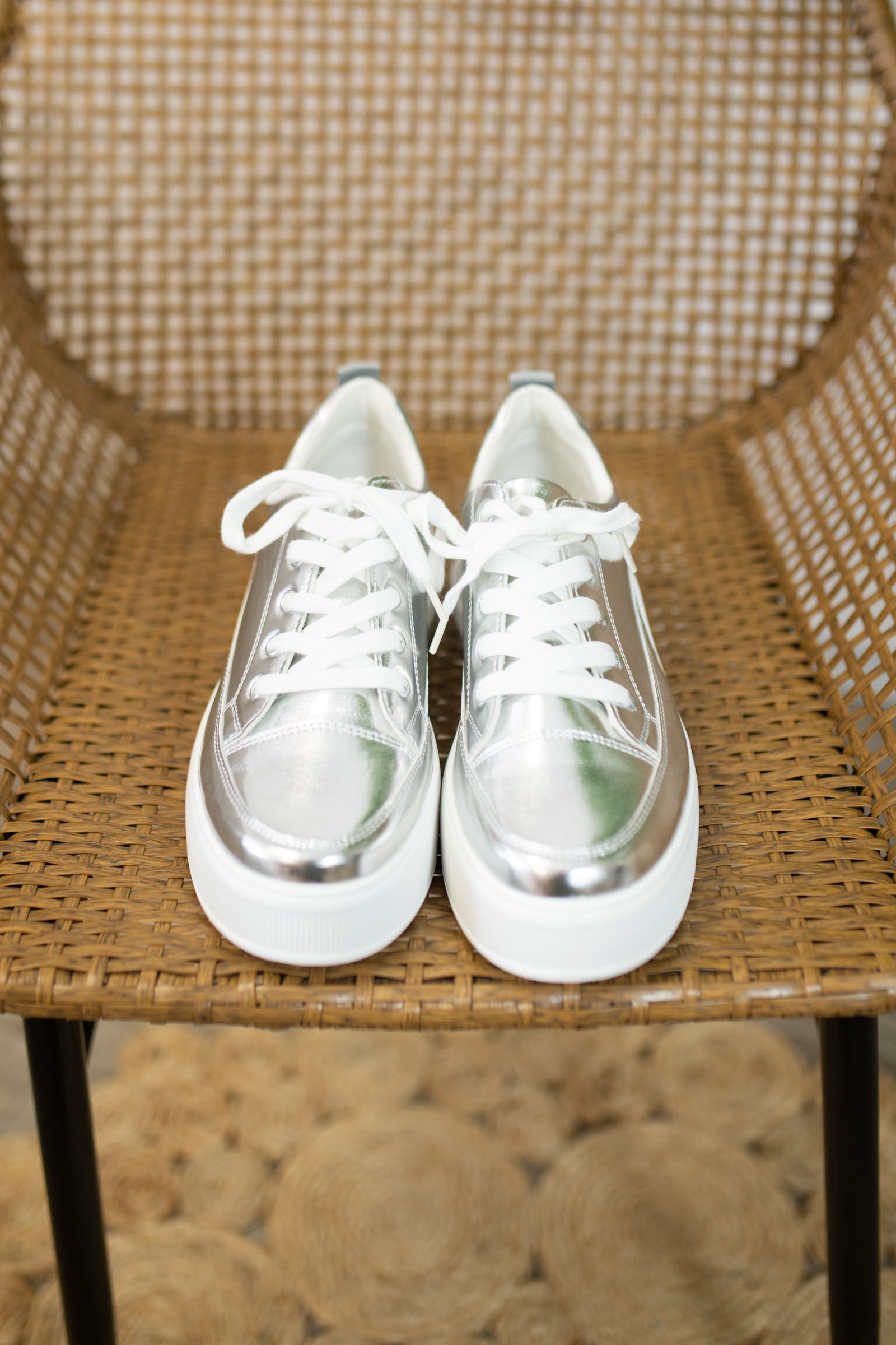 Soda Nettle Sneaker-Silver