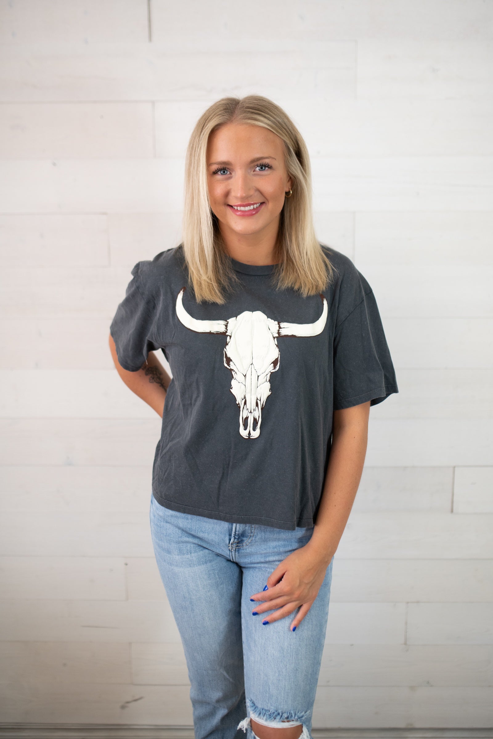 Vintage Longhorn Puff SS Crop Graphic Tee-Black