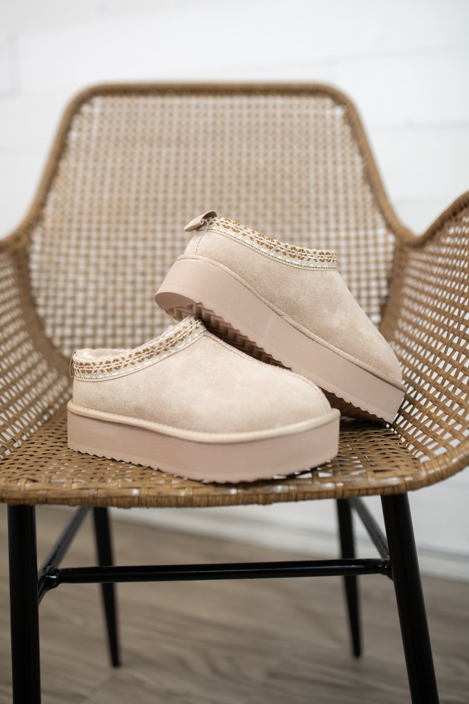 Soda Eagle Flatform Slip On Shoe-Beige