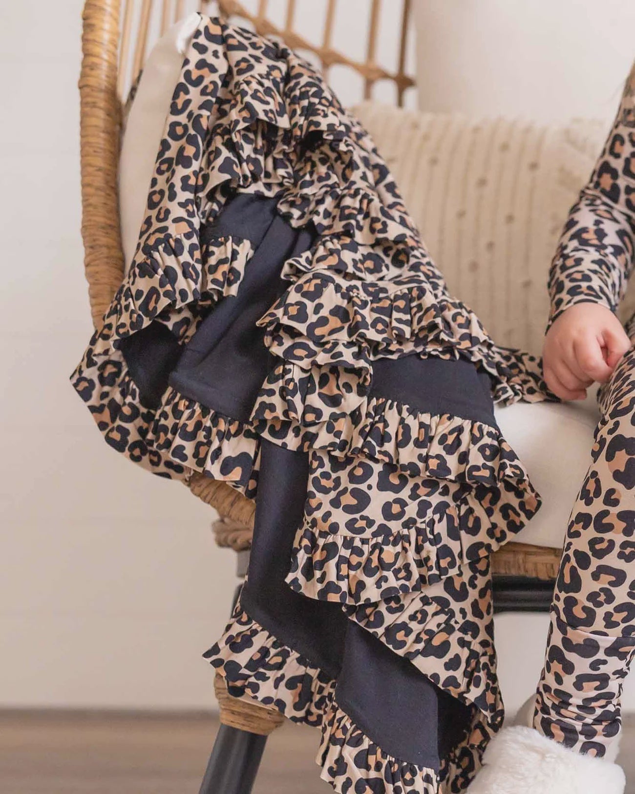 LEV baby Ruffled Blanket Kiara