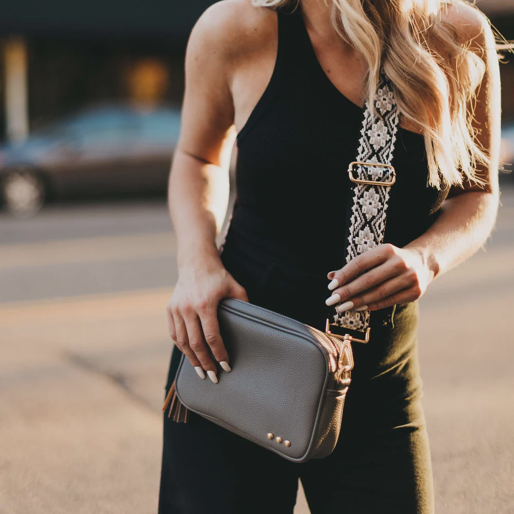 Willow Camera Crossbody-Gray