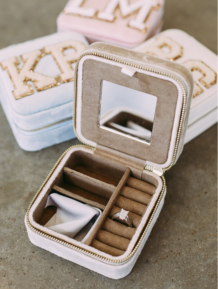 Beige Velvet Jewelry Box