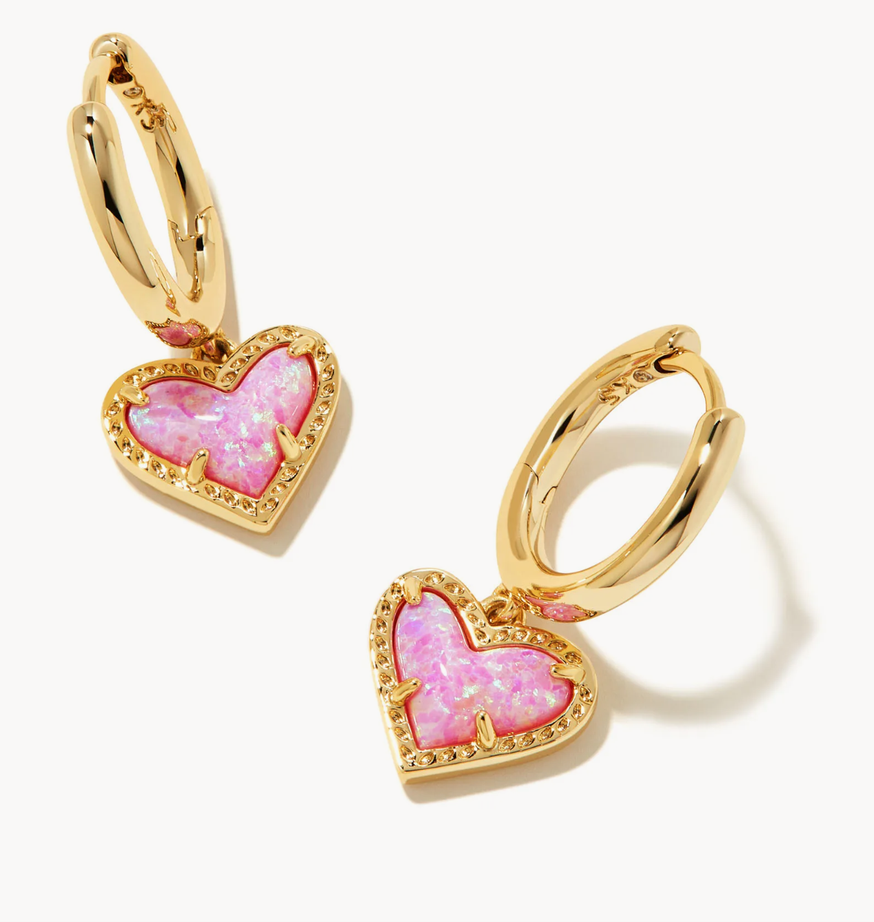Ari Heart Gold Huggie Bubblegum Pink