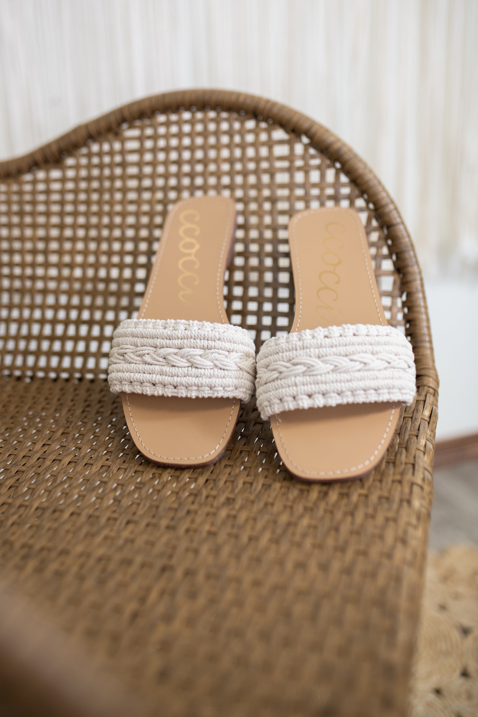 Salma Natural Slides